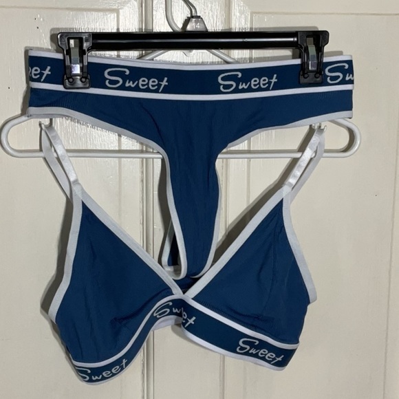 Women’s Blue and White Sweet bra panty Set size Large - Picture 1 of 5